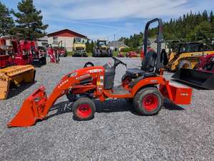 Tractor Kubota BX2380, Mini Tractor con Retroexcavadora y Cargador, Equipo Agrícola Compacto para Agricultura y Jardinería, Precio Económico - Product Image 2