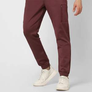 Pantalones de buceo de alto rendimiento para hombre: Construcción de neopreno para una calidez y flexibilidad superiores - Product Image 6