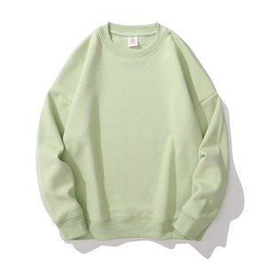 เสื้อสเวตเชิ้ตมีซิปครึ่งหนึ่งของผู้ชายแบบพรีเมี่ยมนุ่มทนทานและเหมาะสำหรับชุดลำลองและกีฬา - Product Image 3