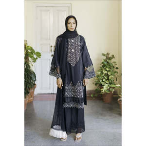 Vêtements indiens et pakistanais, collection Silver Mist - Product Image 4