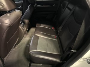 Cadillac XT5 FWD Premium Luxury d'occasion propre 2024 - Product Image 5
