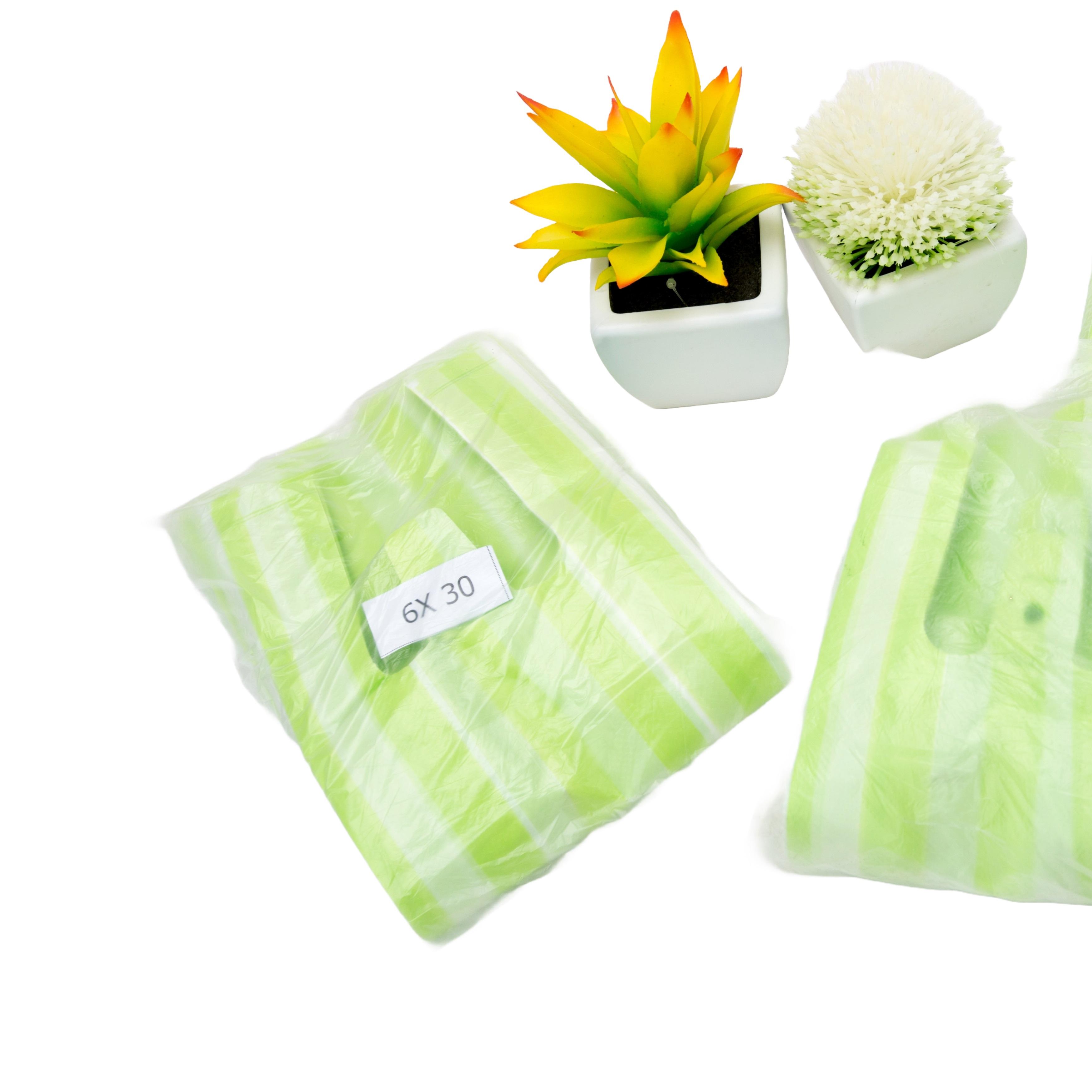 สีขาว/สีเขียว