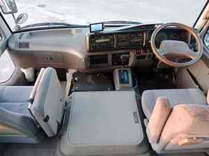 2022 Sedan Gasoline Left Steering Dark Leather Interior Intermediate AWD 4.5L Engine Euro IV Emission 360 Rear <b>Camera</b> - Product Image 4