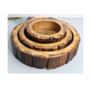 Bandeja de madera rústica para servir comida y bebida Exhibición de cocina o Decoración de mesa Funcional y hecha a mano - Product Image 3