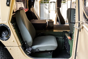 USADO, LISTO PARA CONDUCIR |   CONDUCCIÓN IZQUIERDA |   Volante a la derecha |   2010 A M GENERALLSS M1165A1 HMMWVVSS - Product Image 5