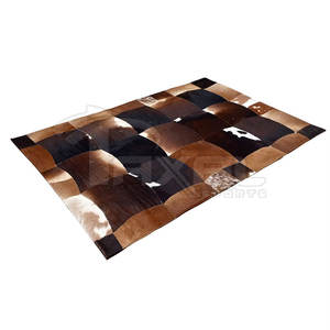 Meilleures ventes Produit populaire Tapis patchwork en cuir de vache quantité minimale de commande bas Tapis patchwork en cuir de vache au design unique - Product Image 1