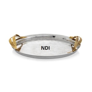 Vajilla Decoración Acabado antiguo Bandeja de metal para servir Producto de alta calidad Forma personalizada Bandeja para servir dulces o alimentos - Product Image 5