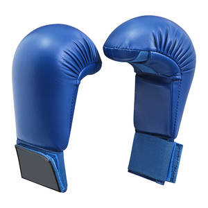 Mitaines de karaté en vinyle bleues, gants de sparring pour l'entraînement et la compétition, protections de mains durables pour les arts martiaux avec un ajustement confortable - Product Image 1