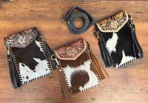 Sacs magnétiques personnalisés à bandoulière pour téléphone portable en cuir repoussé à la main pour femmes étuis de téléphone portable en cuir de vachette avec boucle de ceinture - Product Image 4