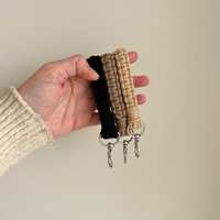 Porte-clés en macramé tissé à la main bohème avec breloques de feuille