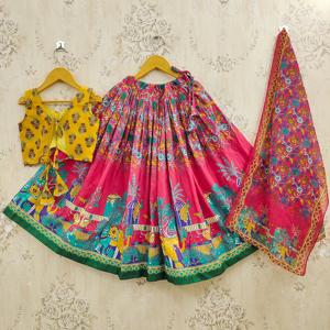 Lehenga Choli para Niñas, Ropa Étnica de Poliéster, Largo hasta el Suelo, Materiales Reciclados, Prenda Confeccionada para Diwali y Bodas - Product Image 2