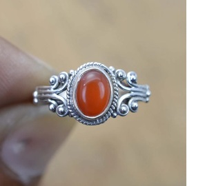 Anillo de piedras preciosas de Plata de Ley 925 de cornalina roja, joyería elegante hecha a mano, regalo para ella, piedra natal de julio - Product Image 1