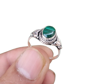 Bague de style bohème en argent faite à la main bijoux en argent sterling 925 Malachite pierres précieuses bague tendance bijoux pour femmes cadeau pour elle - Product Image 1