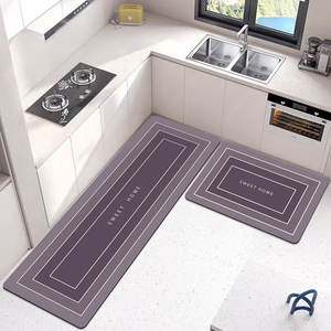 Ensemble personnalisé de deux tapis de cuisine modernes, surface en polyester avec dos en caoutchouc, absorbant l'eau, antidérapant, lavable, tapis de sol - Product Image 5