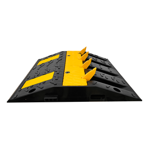 แผ่นยางชะลอความเร็วแบบทางเดียว ขนาด 50 x 50 x 6.5 ซม. สำหรับลานจอดรถ - Product Image 2