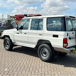 SUV Usado 2022, Automático, Asientos de Cuero, Techo Solar, Excelente Estado, Sin Accidentes, Listo para Conducir - Product Image 2