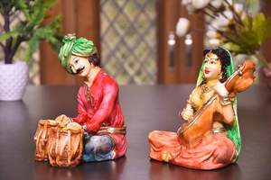 Polyresin และหินอ่อนฝุ่น rajasthani คู่แสดงรูปปั้นทางวัฒนธรรมสำหรับตกแต่งบ้านห้องนั่งเล่นห้องนอน14x8 x16.5ซม. สีแดง - Product Image 2