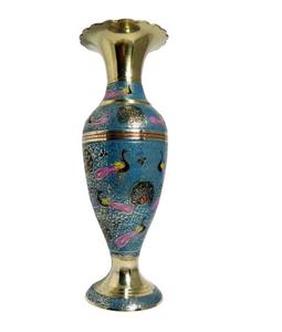 Pot de fleur en laiton et en aluminium de dernière conception fabriqué à la main plaqué or fini pour la décoration intérieure Vase créatif - Product Image 6