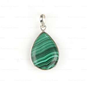 Pendentif tendance en argent sterling 925 plaqué or véritable, fait à la main, avec pierre précieuse en malachite naturelle de 16x22 mm, sertie dans un cadre, best-seller - Product Image 3