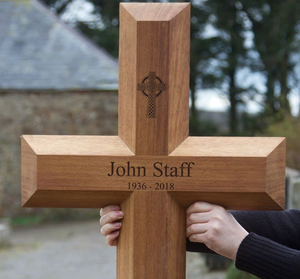 Cá Nhân Bằng Gỗ Tưởng Niệm Chữ Thập Tùy Chỉnh Khắc Tên Mộ Đánh Dấu Cho Tang Lễ Hoặc Nghĩa Trang Cống Từ Việt Nam - Product Image 3