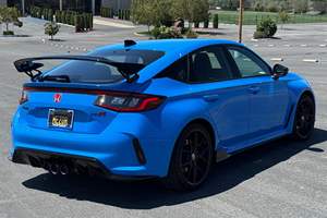 Honda Civic Type R Plus 2024 Usado en Excelentes Condiciones, Sin Accidentes, Volante a la Izquierda/Derecha - Product Image 3