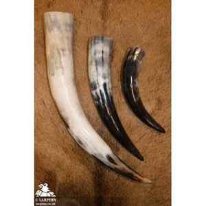 Soporte de cuero tallado vikingo antiguo Diseño animal elegante Artesanías naturales para recreaciones religiosas e históricas - Product Image 2