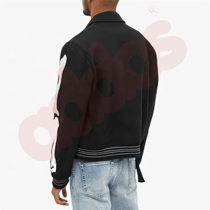 OEM personalizado bordado de la cadena 2 bolsillos laterales Letterman Varsity bomber chaqueta para los hombres - Product Image 2