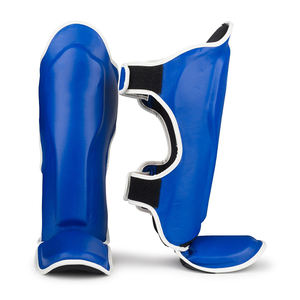 Protège-tibia pour hommes de super qualité Nouveau modèle en cuir avec fonction de séchage rapide Excellente protection à un prix économique - Product Image 2