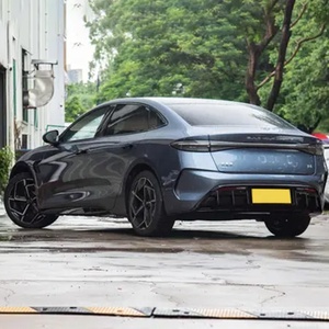 B Y D SUV Eléctrico de Nueva Energía con Volante a la Izquierda, Batería de Litio, Neumáticos R16, Tracción en las Cuatro Ruedas, en Venta - Product Image 5