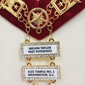 Collier à chaîne SHRINER avec bijou et plaques nominatives - HSE - Product Image 5