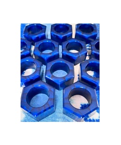 Servilleteros de madera ecológicos con acabado brillante en elegante forma irregular para cenas de hotel de lujo y ajustes de mesa de hogar Premium - Product Image 2