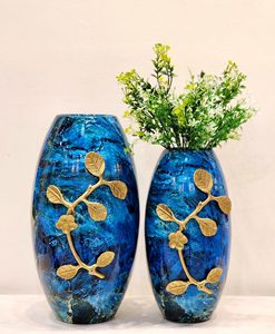 Elegant Designs Brass Tabletop Flower <b>Vase</b>, For Decoration - Product Image 1
