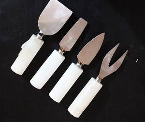 Vente en gros de 4 pièces de haute qualité en acier inoxydable, cuillère, fourchette et couteau, ensemble de couverts de restaurant pour mariage en or, ensembles de couverts de luxe - Product Image 2