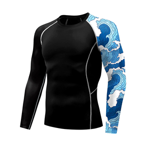 Vente en gros de vêtements de protection solaire chemise de compression Rash Guard sublimé à manches longues personnalisé Rash Guard pour hommes - Product Image 6