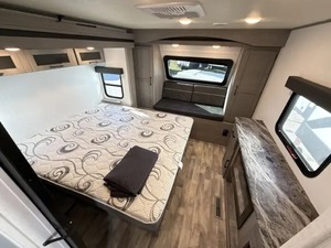 NOUVELLE CARAVANE D-U-T-C-H-M-E-N RV K-O-D-I-A-K ULTIMATE 3221RLSL 2024 prête à la vente - Product Image 2