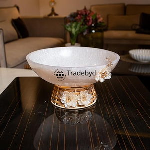 Bol en résine de style artisanal au charme rustique idéal pour les intérieurs naturels et les accents homestyle Tradebyd - Product Image 5