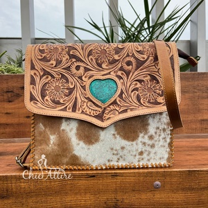 Customized Logo Hand Tooled Leather <b>Crossbody</b> <b>Bag</b> Elegant Lady Genuine Hair-On Cowhide Leather Envelope Design Handbag <b>for</b> Women - Product Image 1