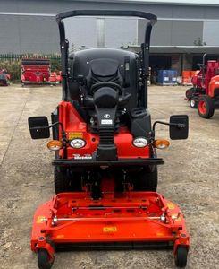 Tractor cortacésped Kubota GR2120 de 21HP, 4WD, diésel, para paisajistas. - Product Image 3