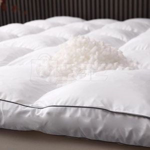 Surmatelas en mousse à mémoire de forme rafraîchissant et imperméable, matelassé, léger, couche de literie en tissu doux, confortable, accessoire de chambre à coucher - Product Image 5