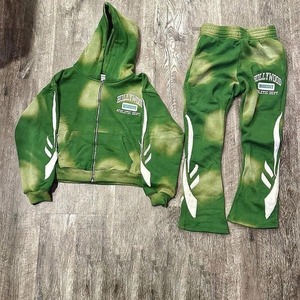 Conjunto de Sudadera con Capucha y Pantalones Deportivos Sin Costuras de Talla Grande, 100% Algodón, 400 Gramos, Personalizado, con Bordado de Parches Desgastados y Pedrería, Diseño Sólido - Product Image 1