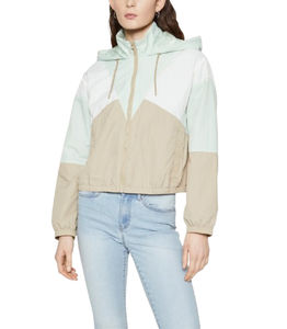 Venta al por mayor de las mujeres chaqueta impermeable transpirable de diseño personalizado al aire libre chaqueta cortavientos de cuello alto chaquetas al aire libre para las mujeres - Product Image 3