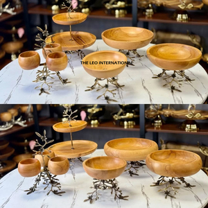 Fancy Standing Reno Head Indian Gold Cuencos para servir Tazones de sopa de lujo Tazón de textura martillada Dorado - Product Image 5