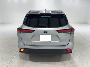 TOP SELLING 2022 Toyota Highlander XLE Transmission automatique 6 cylindres Sièges en cuir - Product Image 6