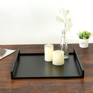 Plateau en acier inoxydable en métal noir élégant fait à la main Accents de maison de luxe Plateau de service robuste personnalisable et durable pour la salle à manger - Product Image 1