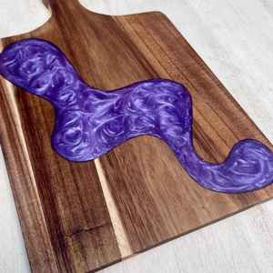 Tabla de Cortar de Madera de Resina Resistente, Hecha con Madera de Acacia y Mango, Diseñada para un Uso Prolongado y un Aspecto Visual Atractivo para la Cocina - Product Image 3