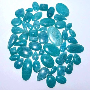 Cabochon de pierres précieuses en vrac Amazonite naturelle de haute qualité pierre précieuse de Quartz de taille de forme mixte pour la fabrication de bijoux - Product Image 1