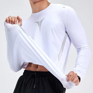 เสื้อยืดออกกำลังกายแขนยาวสำหรับผู้ชายทรงเข้ารูปผ้าโพลีเอสเตอร์สแปนเด็กซ์ - Product Image 5