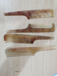 ASSISTANCE COULEURS NATURELLES CORNE BUFFLE VENTE EN GROS Peignes en corne antistatique naturels pour les cadeaux de vacances par l'artisanat en croissant - Product Image 5