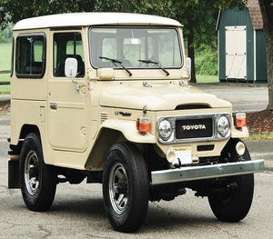 NEATLY USADO 1982Toyoota Land-Cruiseer LX - Product Image 1