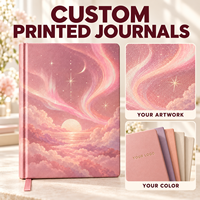 Carnet LABON personnalisé Cloudscape en similicuir rose poudré avec feuille d'or, motif lune et ciel, aquarelle pastel